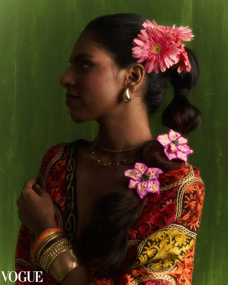 Colour & portraiture — photograph 1, Studio Echoes
