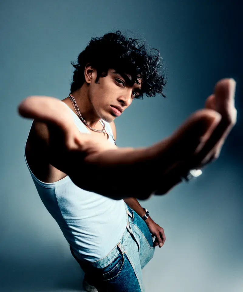 Movement — photograph 1, Studio Echoes